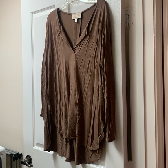 High low top - Picture 1 of 4